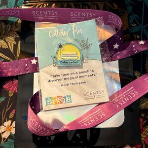 Scentsy Lanyard w/collector pin from 18' -